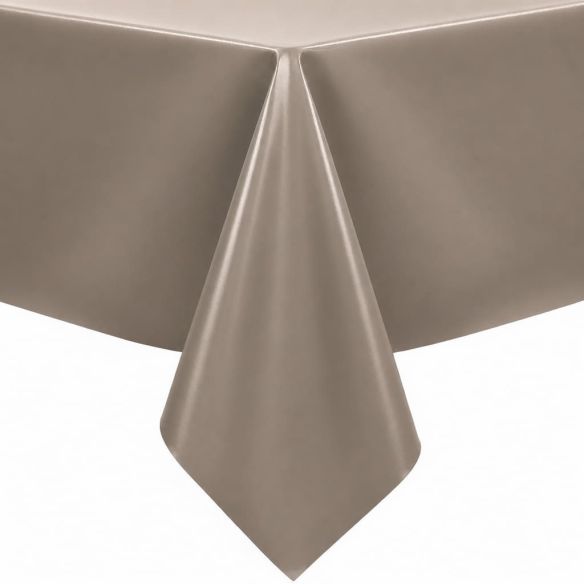 Een effen taupekleurig tafelzeil met een glad oppervlak, strak over een tafel gedrapeerd voor een moderne en strakke uitstraling in het interieur.