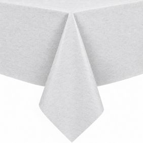 Wit gecoat tafellinnen Murillo met een subtiele textuur, strak over een tafel gedrapeerd voor een nette en beschermende uitstraling.