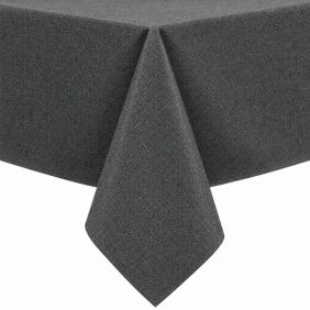 Gecoat tafelkleed Roa in de kleur antraciet met een subtiele textuur, strak over een tafel gedrapeerd voor een moderne en beschermende uitstraling.