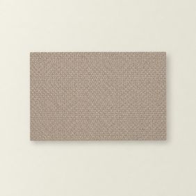 Luxe tafelkleed in taupe met gouddraad, rechthoekig, fijn patroon, geschikt voor elegante tafeldecoratie.
