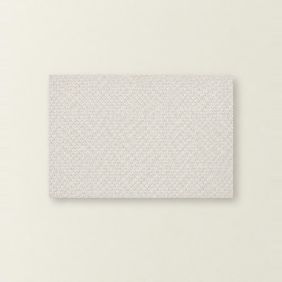 Luxe Knit Rectangle in wit met gouddraad, rechthoekig tafelaccessoire van hoogwaardig materiaal.